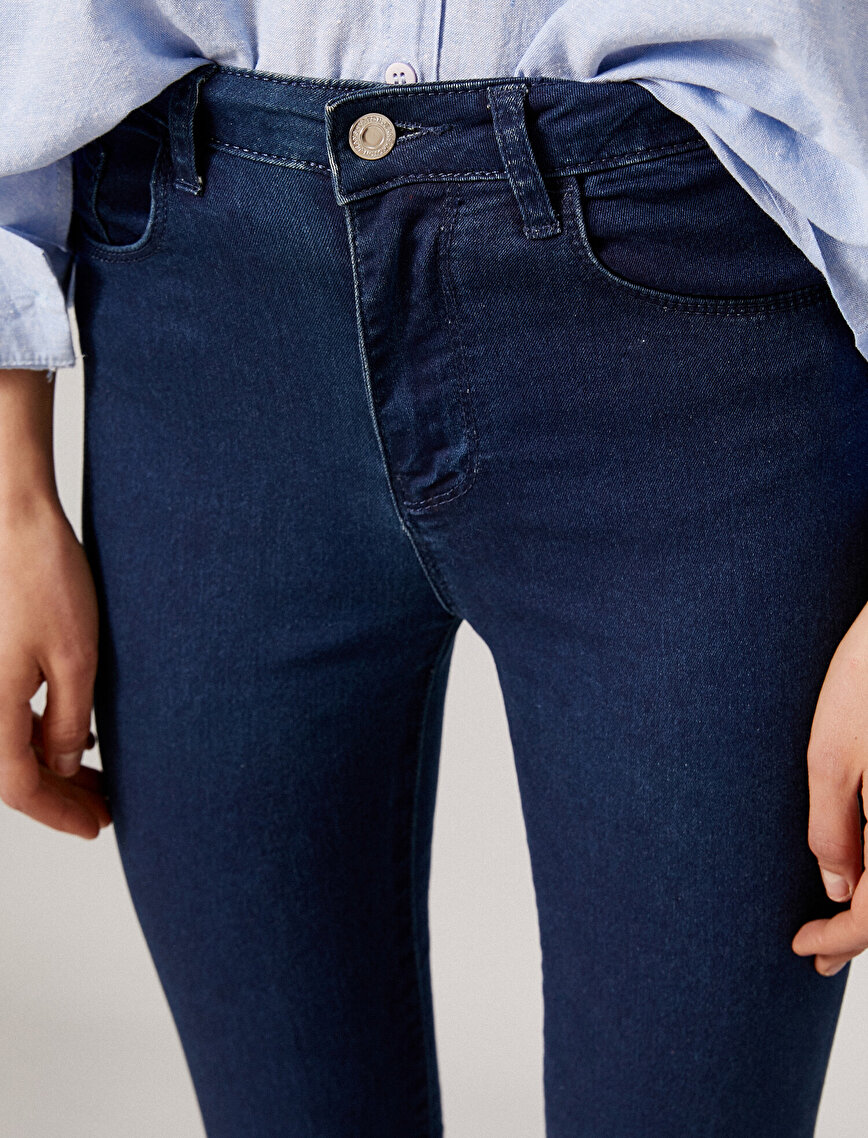 Pocket Detailed Jean Trousers