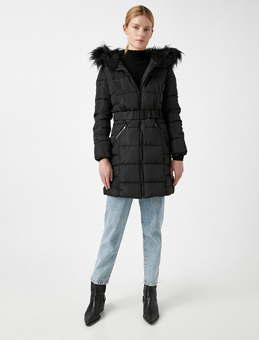 Hooded Faux Fur Detailed Quilted Coat