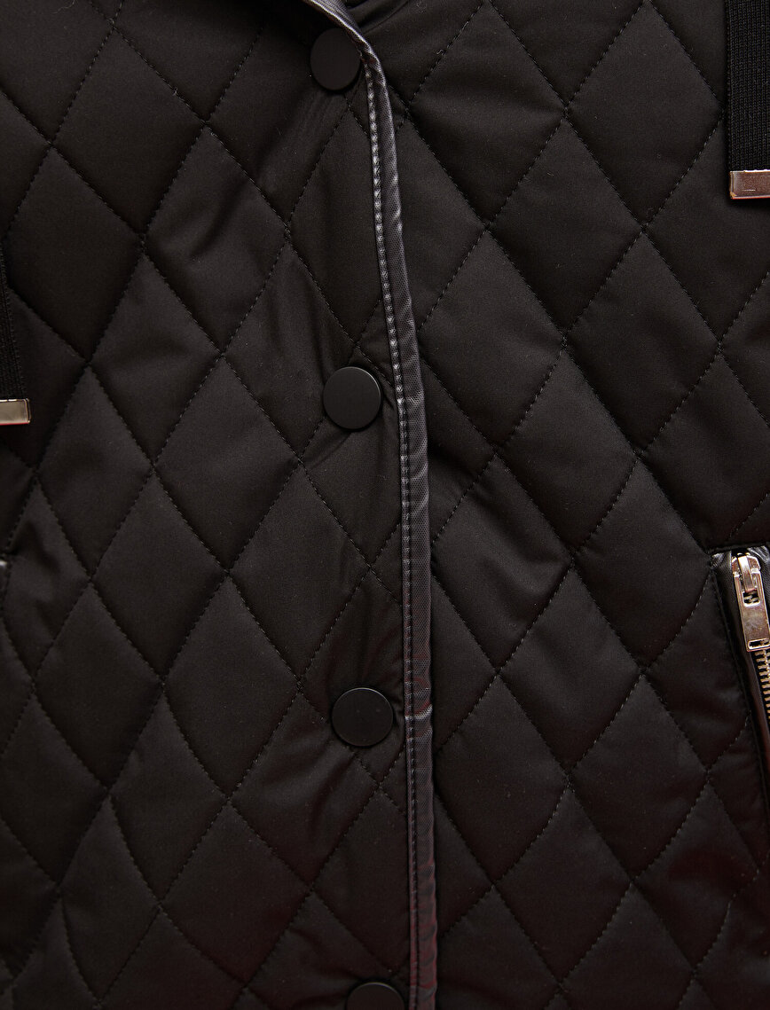 Faux Fur Detailed Quilted Jacket
