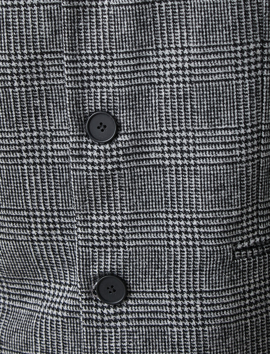 Check V Neck Button Detailed Coat