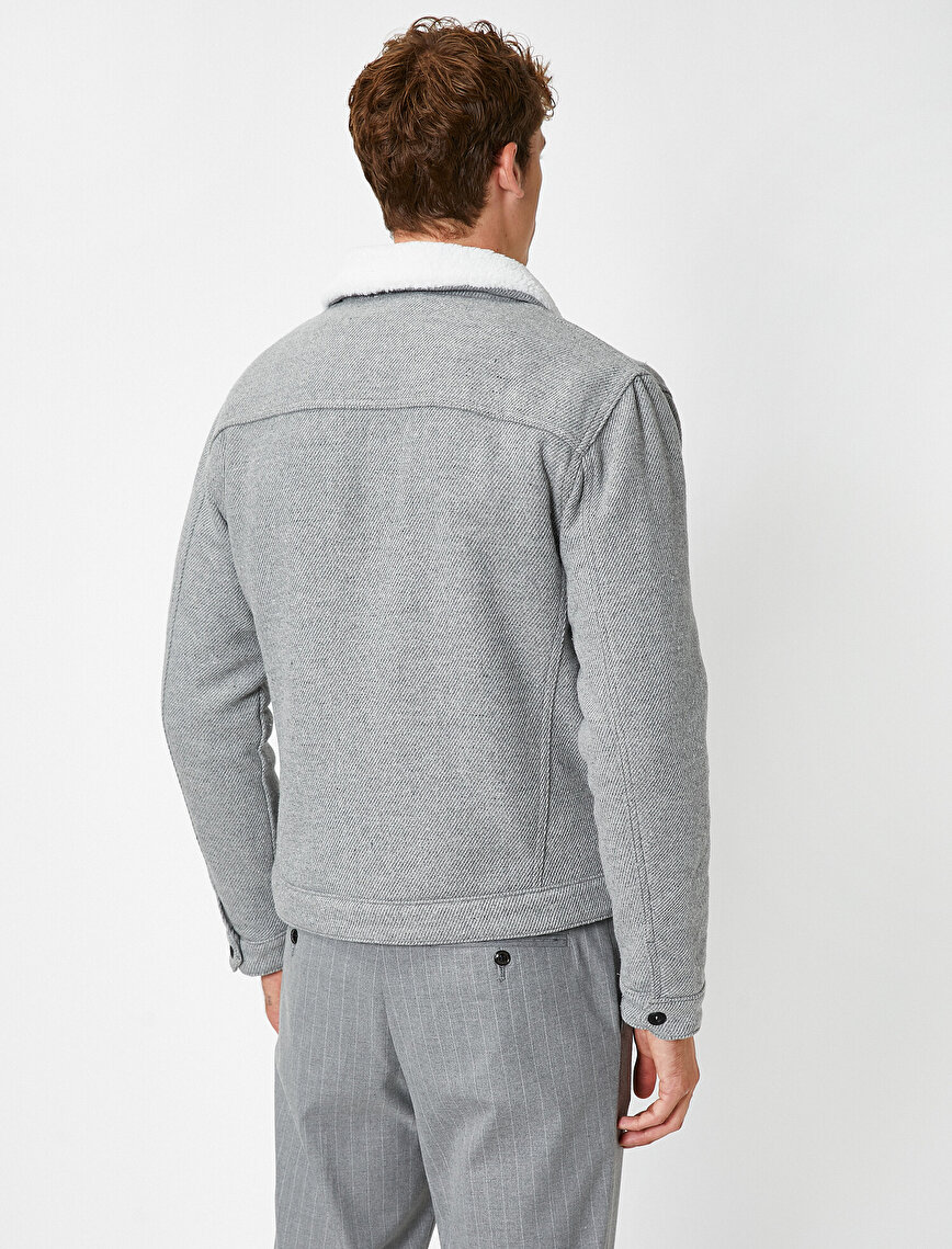 Faux Fur Detailed Zipped Pocket Jacket