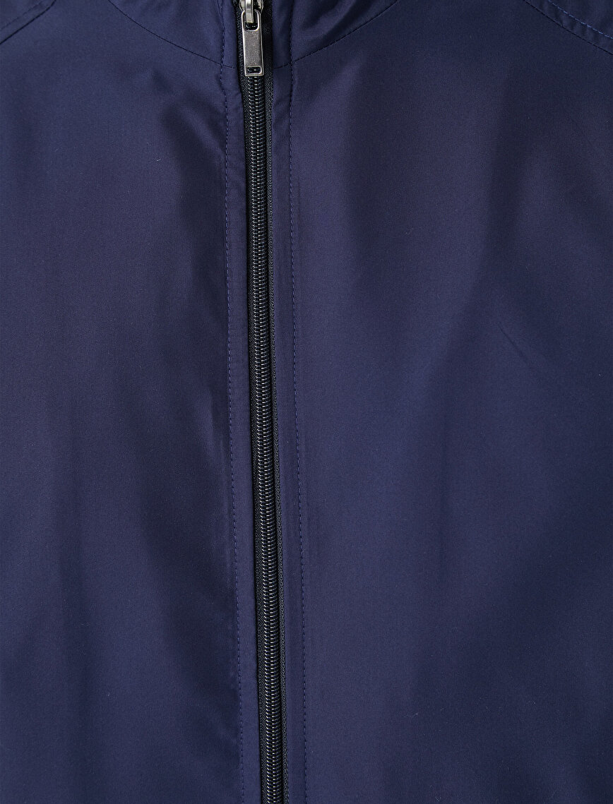Stand Neck Zipper Detailed Coat
