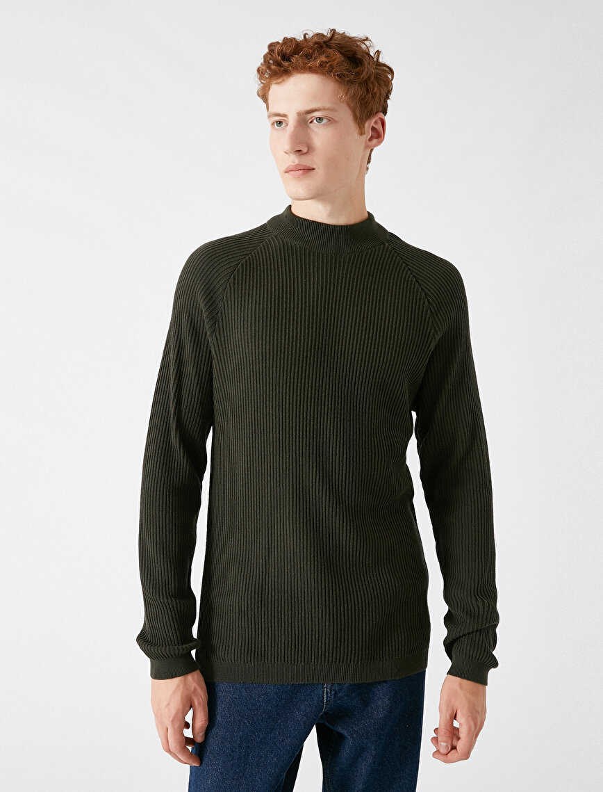 Half Turtle Neck Long Sleeve Sweater