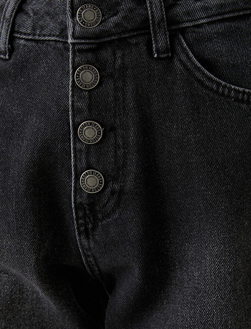 100% Cotton Button Detailed Jogger Jeans