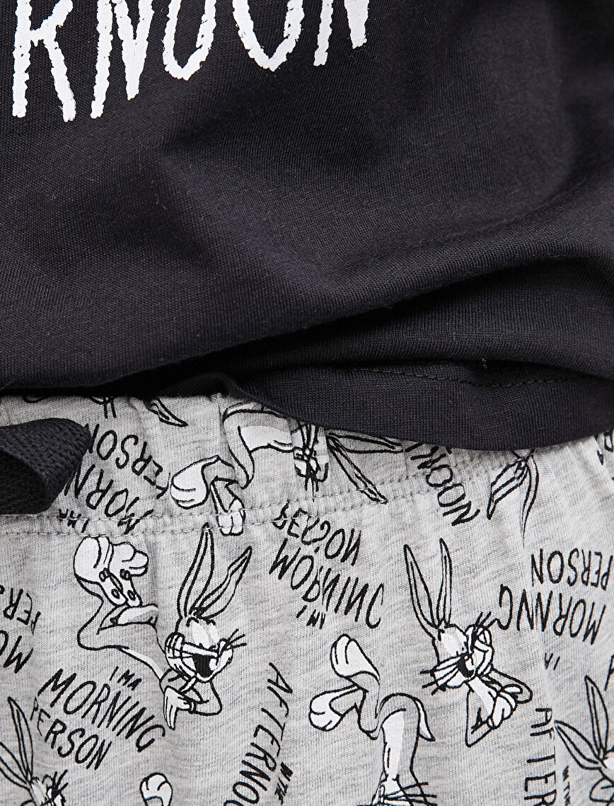 Bugs Bunny Licensed Printed Short Sleeve Pyjamas Set