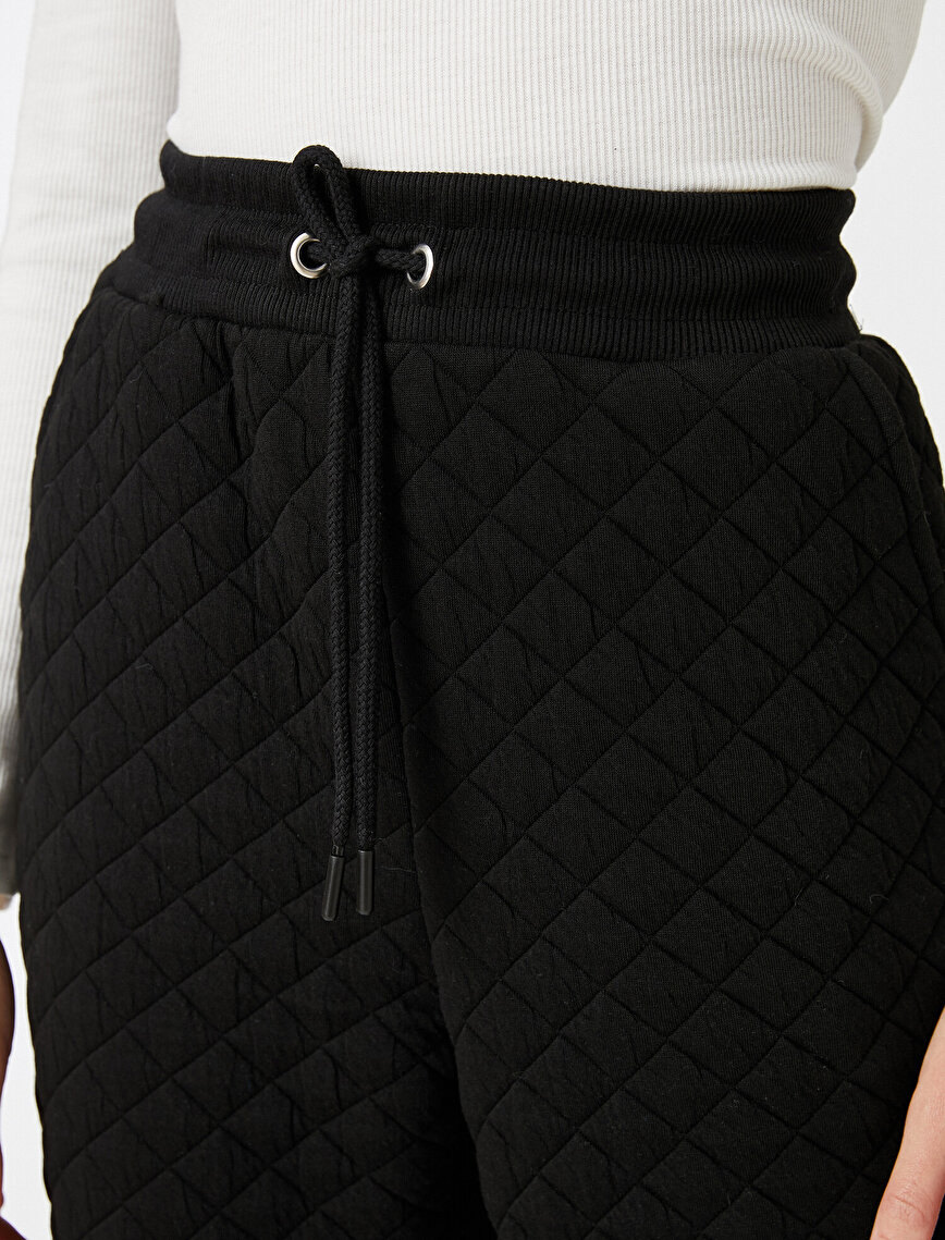 Drawstring Quilted Jogger Sweatpants