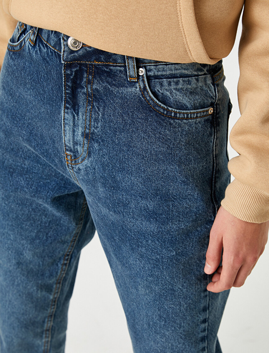 Mom Jeans - Hig Rise Trousers