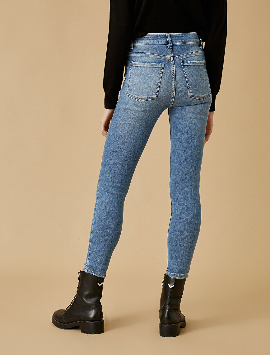 High Waist Slim Fit Jean