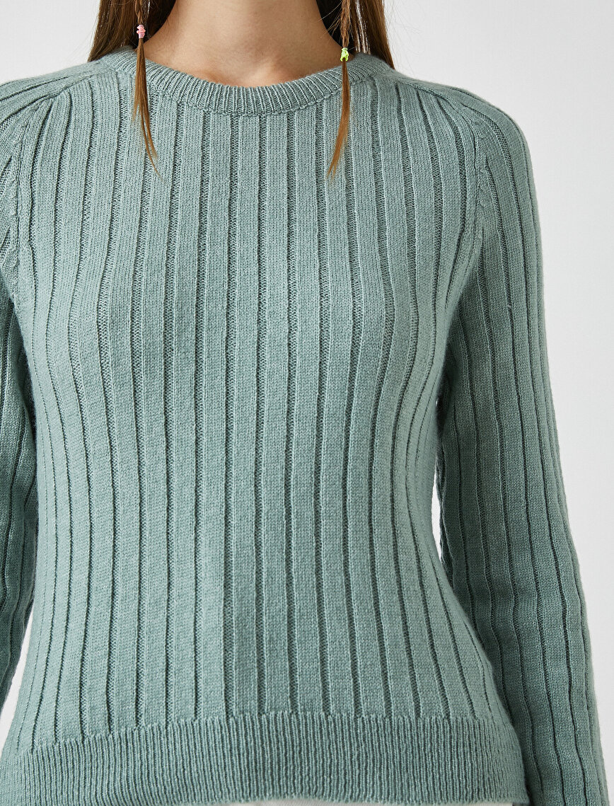 Long Sleeve Sweater