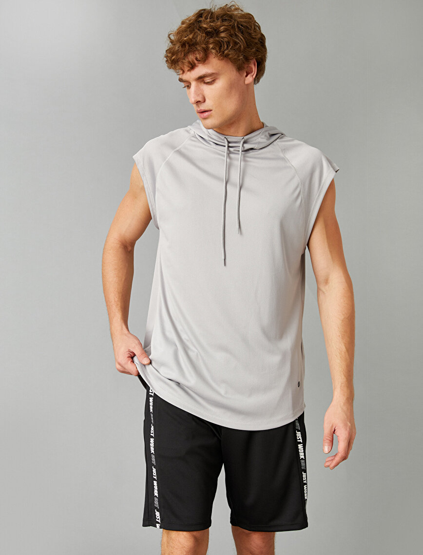 Hooded Sleeveless Sports T-Shirt
