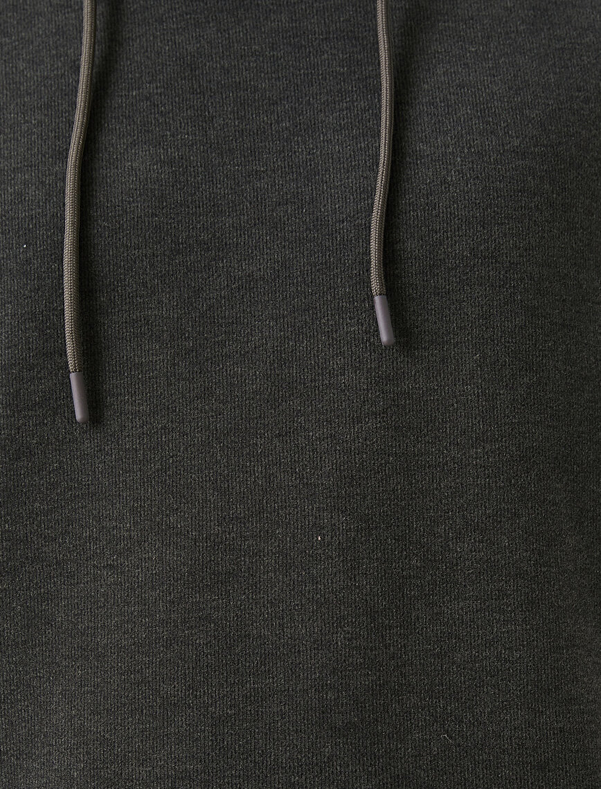 Kapüşonlu Basic Kolsuz Sweatshirt