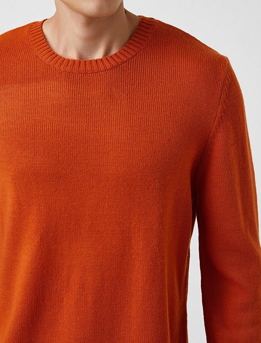 Basic Tricot Sweater