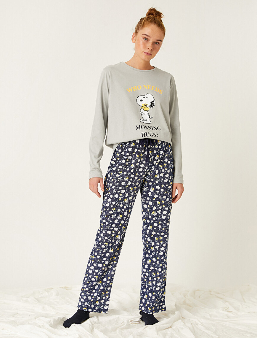 Snoopy Licensed Printed Cotton Pyjamas Set