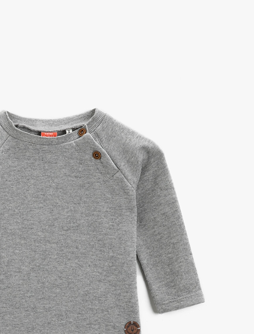 Button Detailed Sweatshirt Cotton