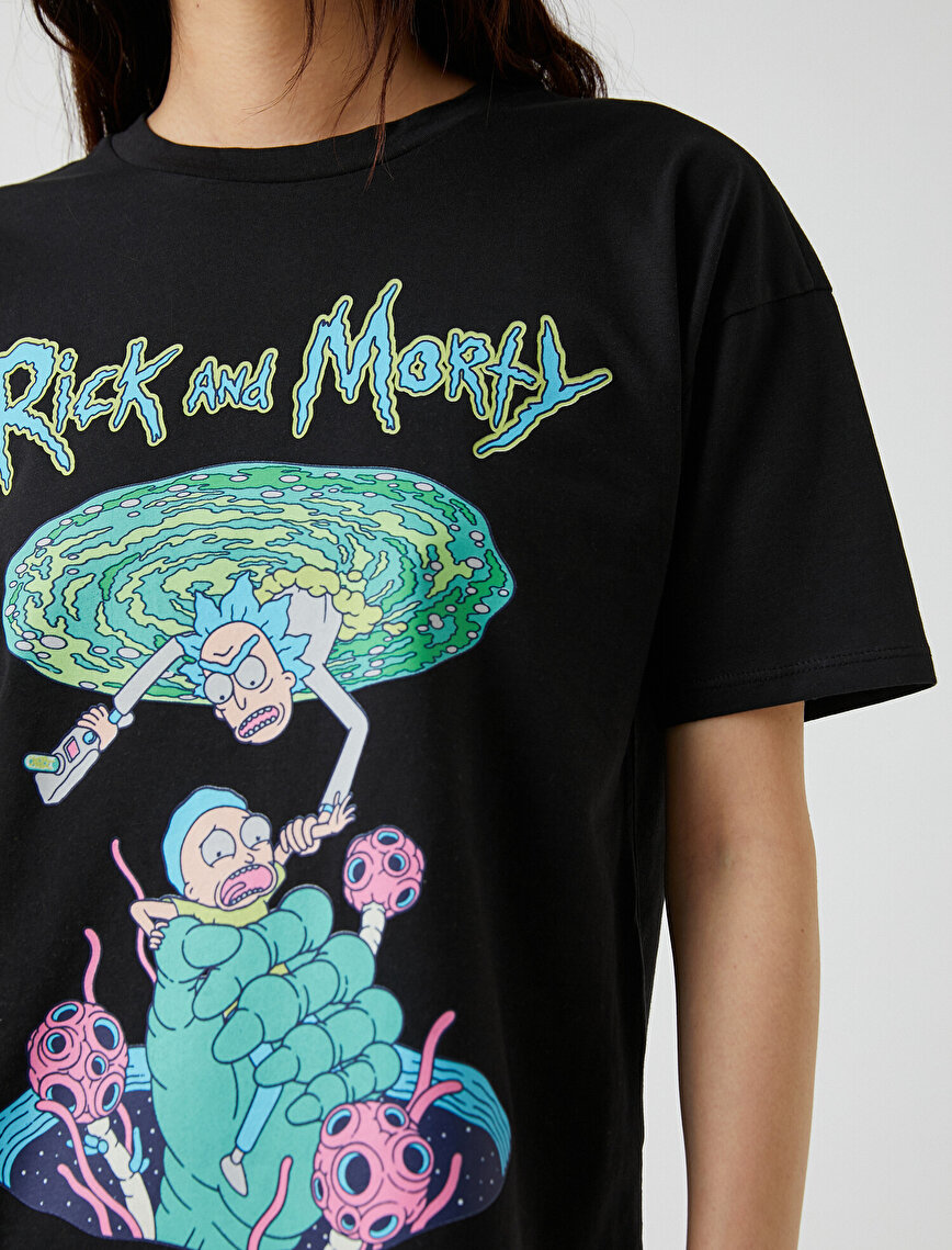 Rick and Morty Lisanslı Baskılı Tişört