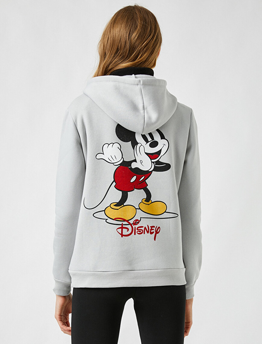 Disney Lisanslı Kapüşonlu Cepli Baskılı Sweatshirt