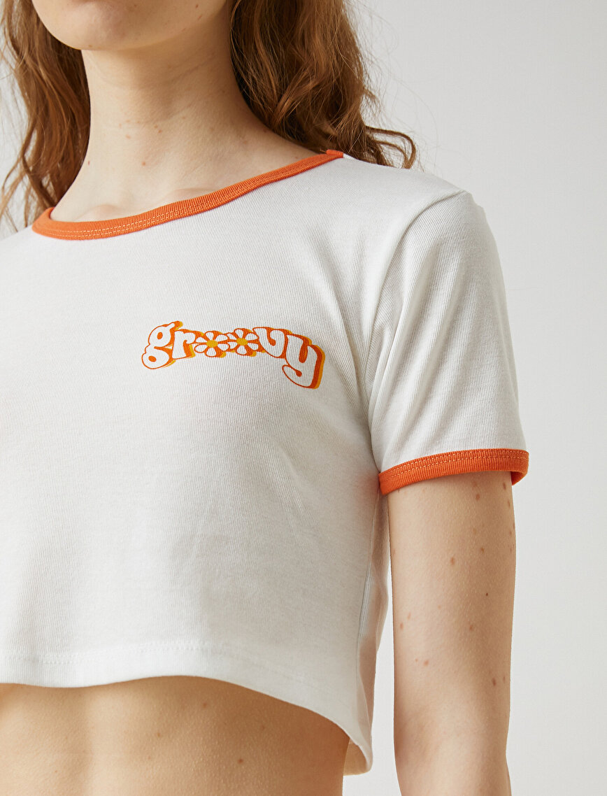 Crop T-shirt Short Sleeve Minimal Printed