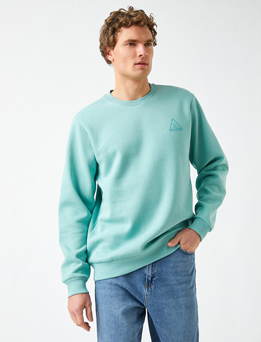 Minimal İşlemeli Sweatshirt