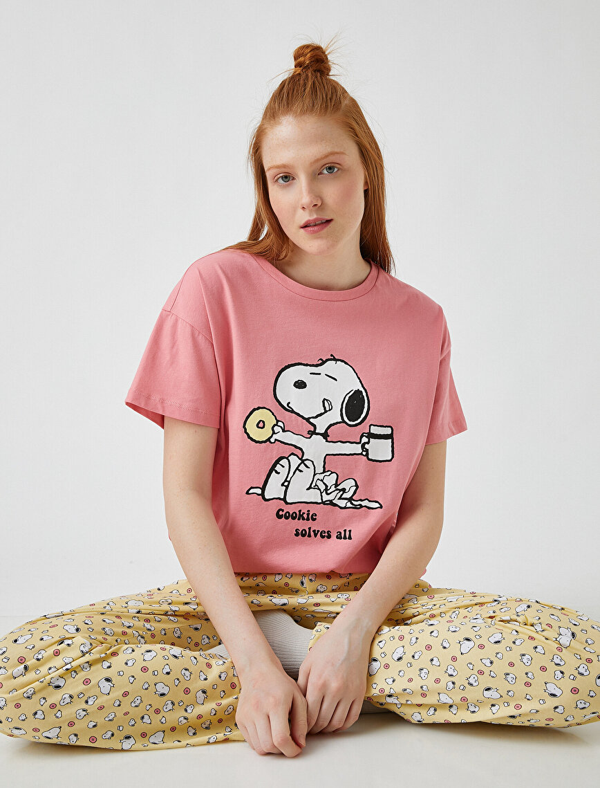 Snoopy Licensed Pyjamas Set