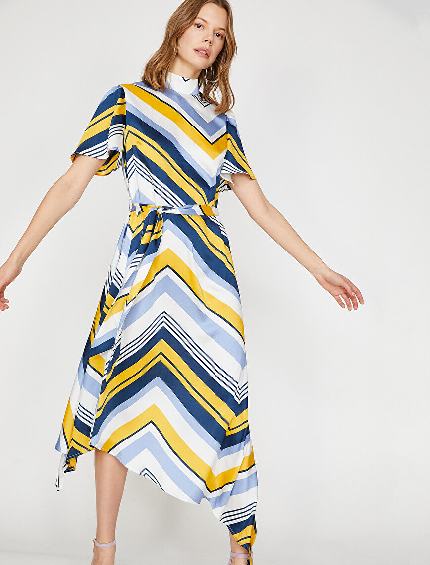 Sarı Çizgili Bayan Desenli Elbise 9YAK86252IW26V Koton Sarı Çizgili Bayan Desenli Elbise 9YAK86252IW26V Koton