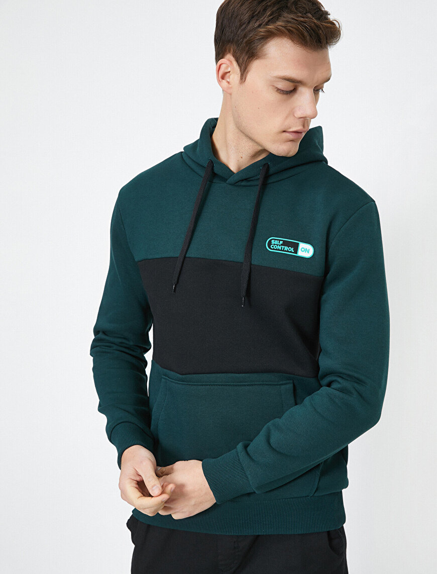 Kapüşonu Uzun Kollu Cep Detaylı Sweatshirt