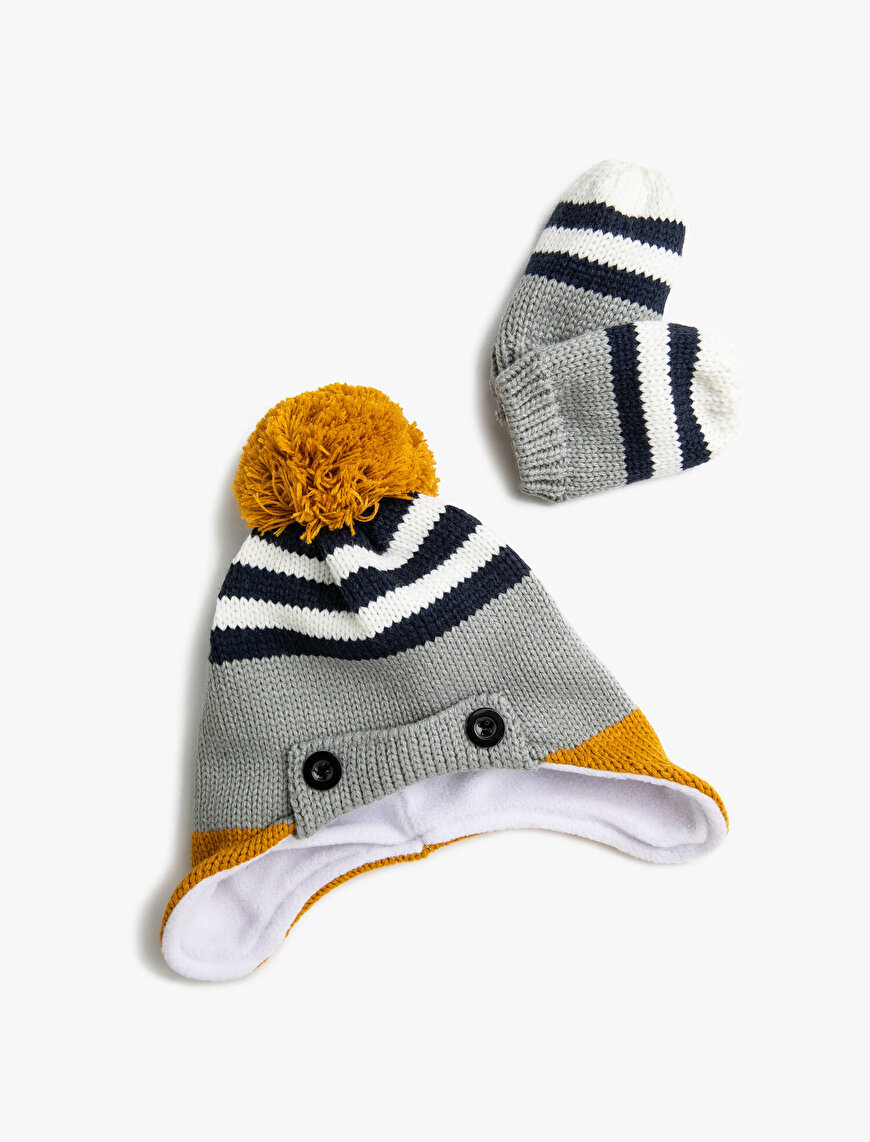 Pompon Detailed Striped Knitted  Beanie Set