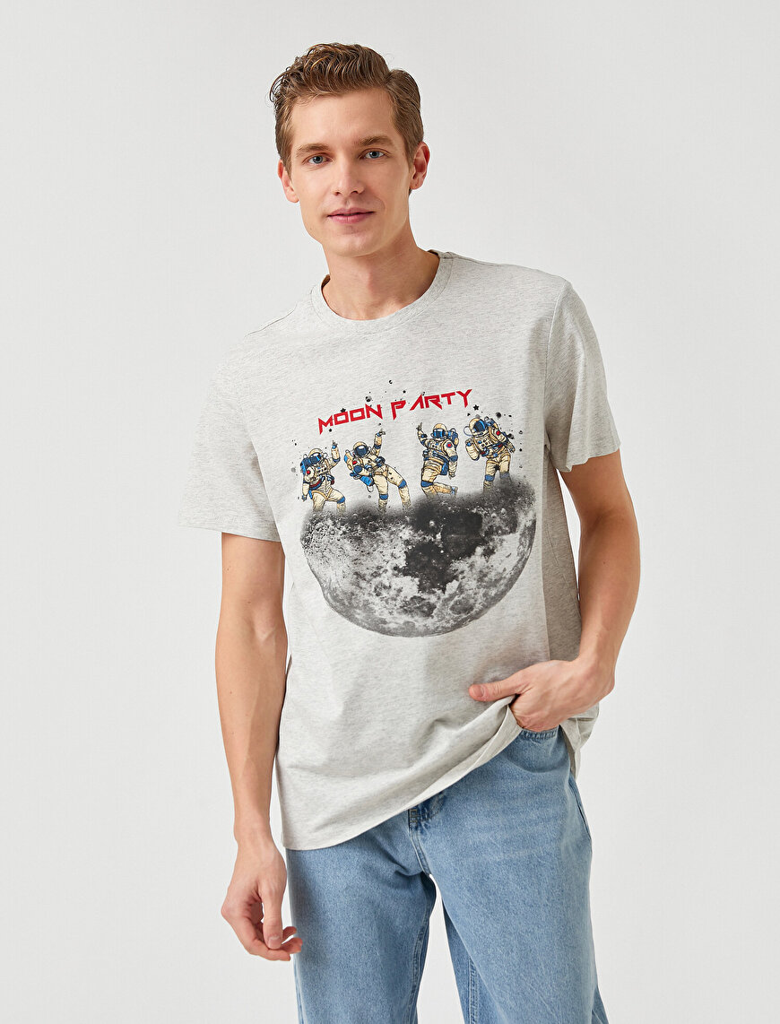 Astronot Baskılı Tişört